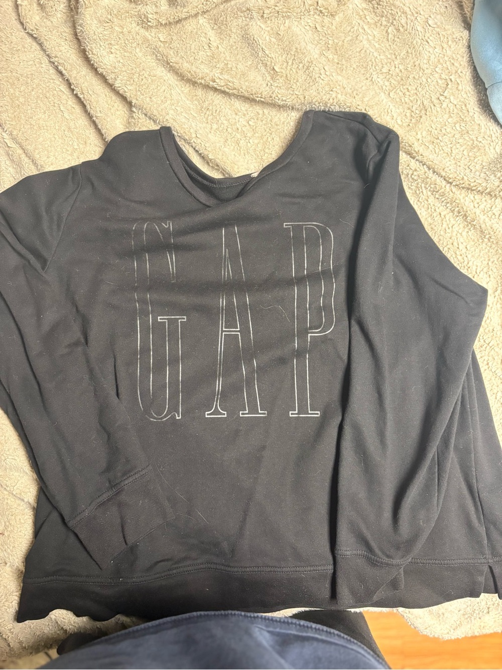 GAP Black Crewneck Sweatshirt with Outline Logo